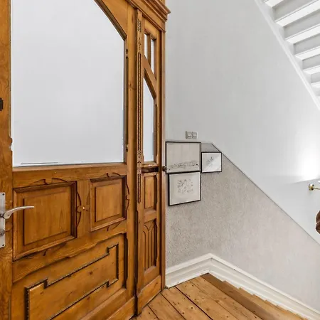 Gruenderzeit Domizil Altbau Neu وبرتال